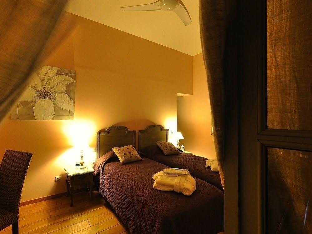 Chambres D'Hotes - Bed And Breakfast Les Palmiers Mèze Esterno foto